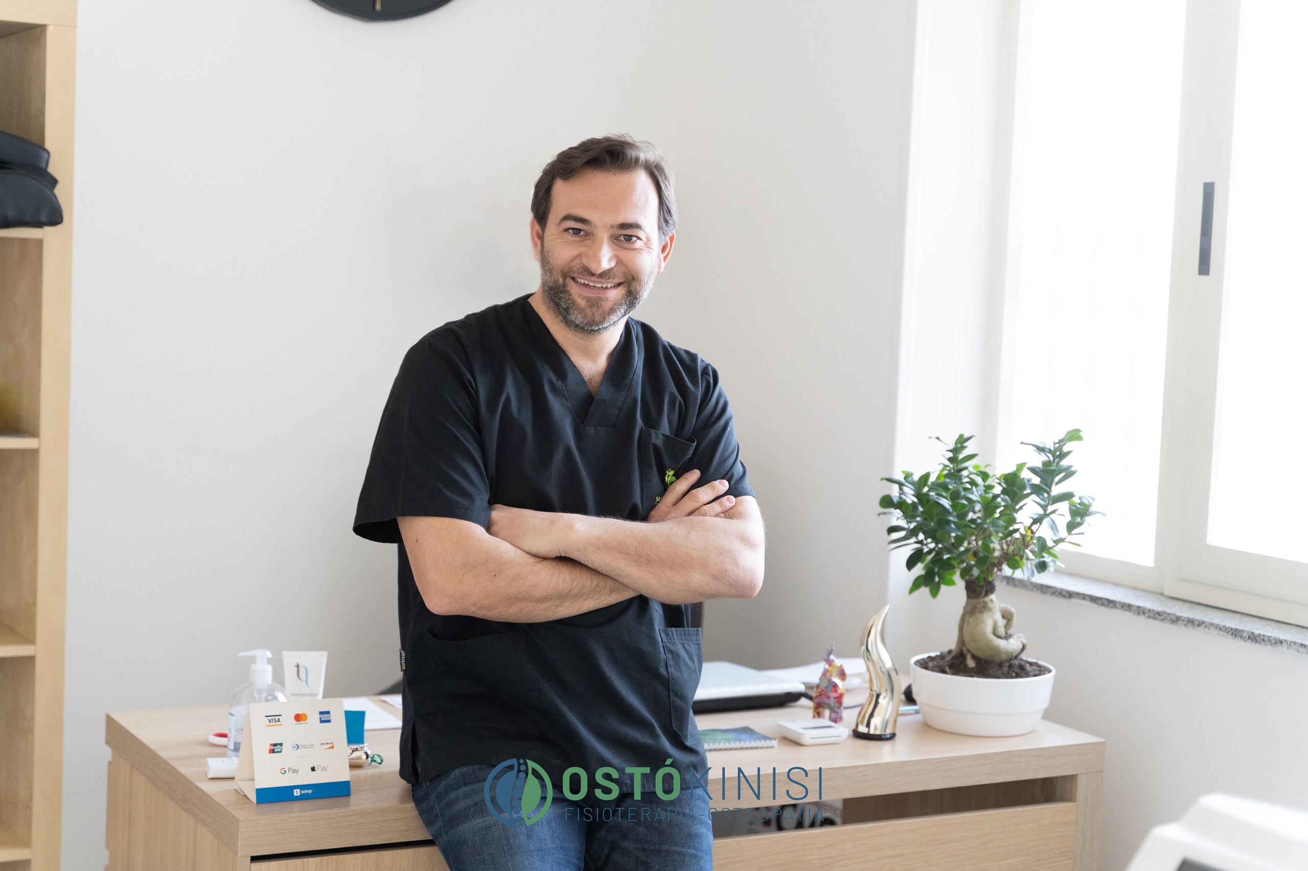 Dr. Salvatore Avitabile nello studio Ostokinisi